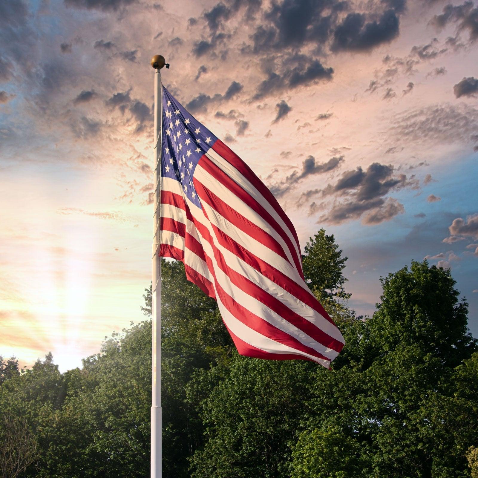 Polyester American Flag (4x6 foot) Embroidered Stars & Sewn Stripes - Image 7